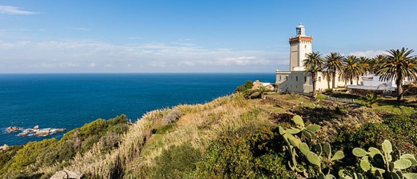 ¡Marruecos (Tetuán , Tánger y Chauen): 3 días y 2 noches en Hotel 3* con Pensión Completa +Ferry + Guía + Autobus + Visitas!
