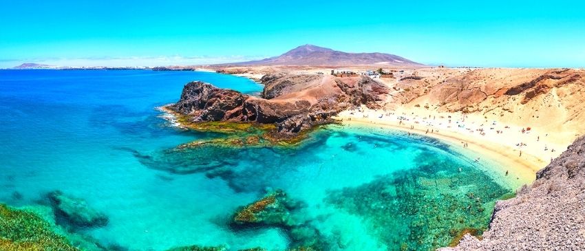 ¡Lanzarote: 6 Días y 5 Noches en Apartamento con cocina totalmente equipada!