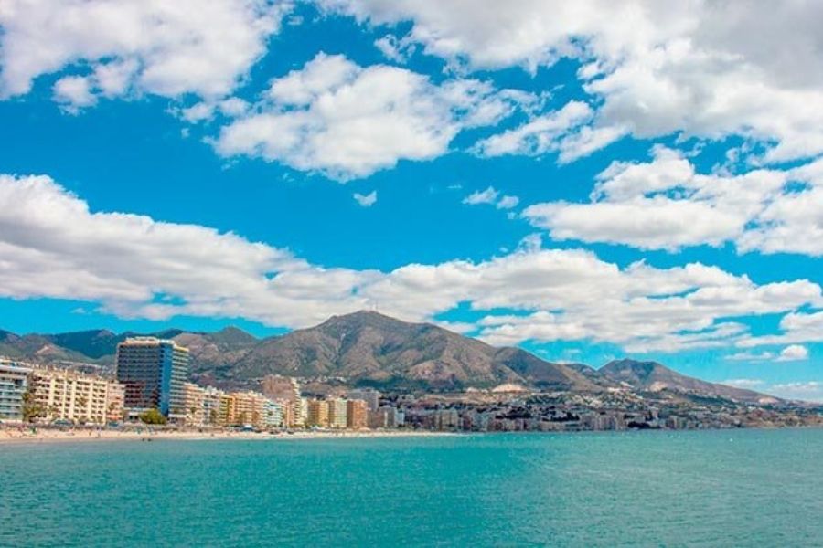 ¡3 días y 2 noches en Fuengirola (Malaga) en apartamentos con cocina totalmente equipada!