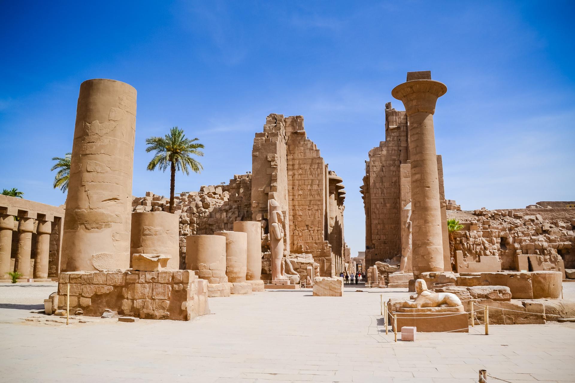 ¡EGIPTO SINGLES! 8 días y 7 noches con Vuelos + Crucero 5* con Pensión Completa + Hoteles 4*-5* en el Cairo + Excursiones