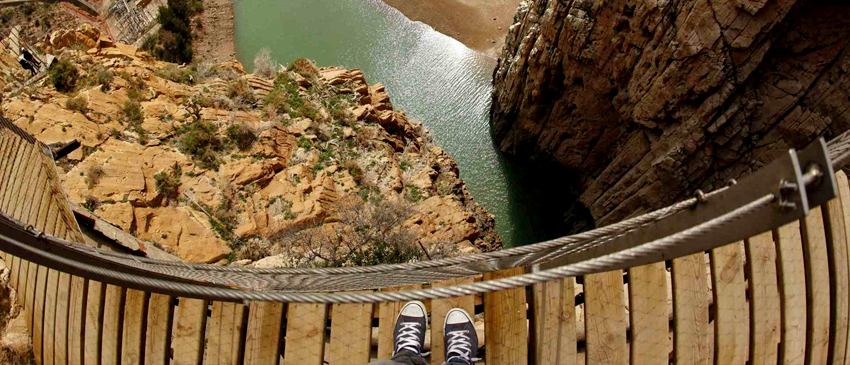 ¡2 días y 1 noche en Hotel 3* + entradas Caminito del Rey!